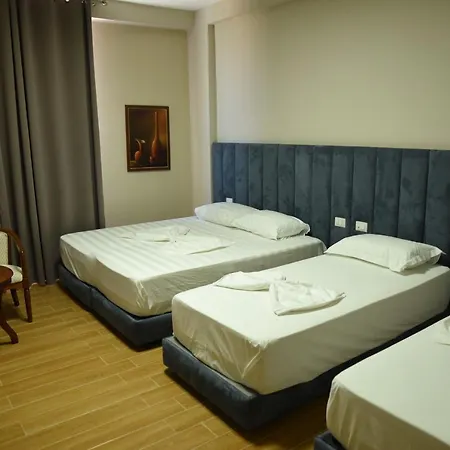 Fjortes Palace Hotel Vlore